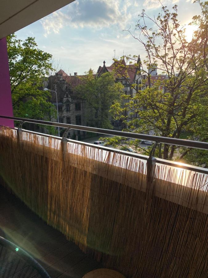 Dyrekcyjna Apartment Wrocław Exteriör bild